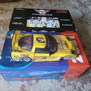 Action 1/18 C5R Pilgrim, Earnhardt, Collins 2001 #3 GM GW Raced Version Corvette